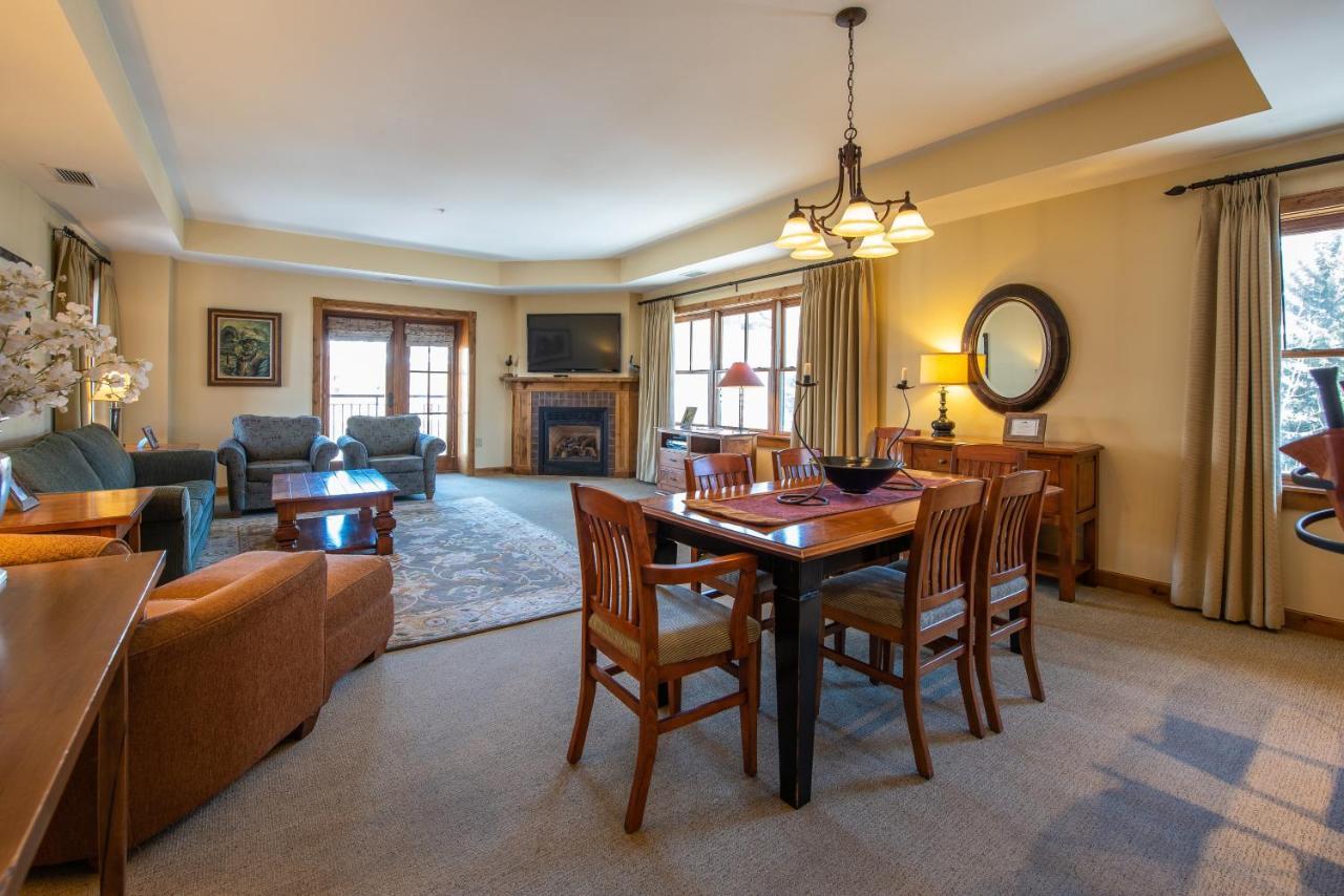 Two Bedroom Condo With Balcony Over Mountaineer Square - Just Steps From The Slopes! Condo Крестед Бют Екстериор снимка