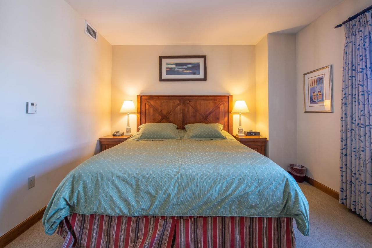 Two Bedroom Condo With Balcony Over Mountaineer Square - Just Steps From The Slopes! Condo Крестед Бют Екстериор снимка
